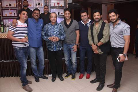 Salim Merchant with guests at Suresh Wadkar's Birthday Bash!