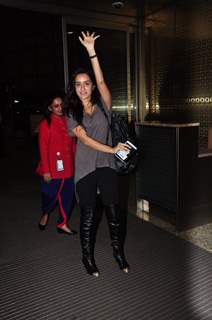 Shraddha Kapoor snapped at airport!