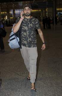 Harbhajan Singh spotted at Airport!