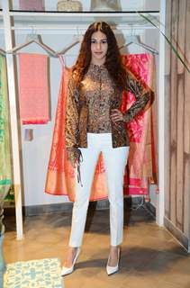 Amyra Dastur at Kashish Infiore store for Shruti Sancheti preview