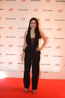 Waluscha De Sousa at Launch of Hennes and Mauritz store in Mumbai