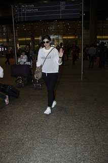 Huma Qureshi snapped at Airpoirt