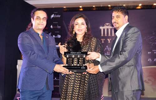 Zeenat Aman at Beauty awards 2016!