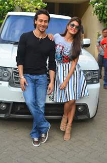 Tiger Shroff and Jacqueline Fernandes Snapped!