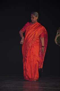 Jaya Bachchan at Umang fest in NM college