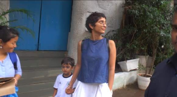 Kiran Rao with his kid at Vidya's kids Bday Bash