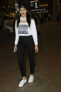 Amyra Dastur snapped at Airport