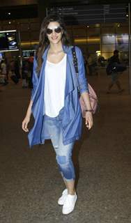 Kriti Sanon snapped at Airport