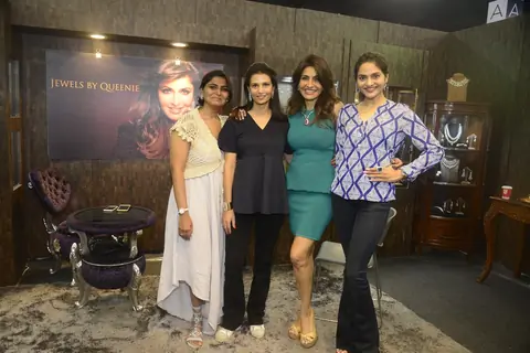 Madhoo at Preview for JOYA