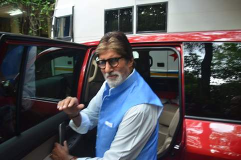 Big B snapped in a Bohemian look for a Tata Sky Ad