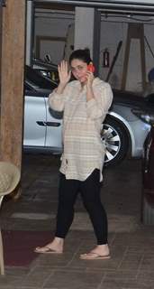 Kareena snapped outside her home