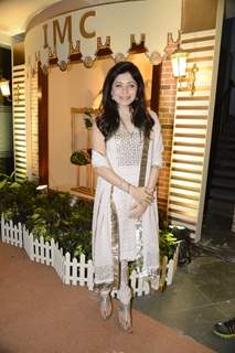 Kanika Kapoor at IMC Ladies Exhibition 2016