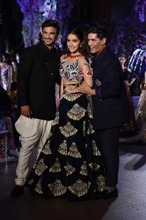 Sushant Singh Rajput, Shraddha Kapoor and Manish Malhotra at Lakme Fashion Week Winter Festive 2016-