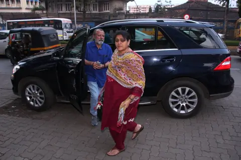 Pankaj Kapoor and Supriya Pathak visit Shahid and Mira