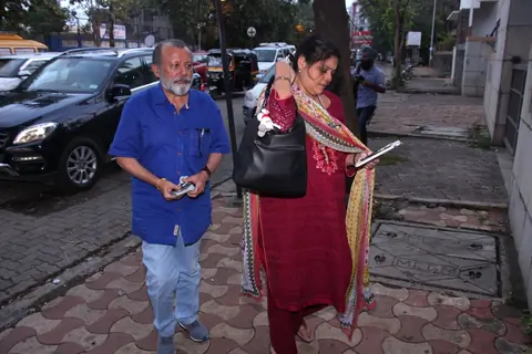 Pankaj Kapoor and Supriya Pathak visit Shahid and Mira