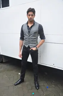 Sidharth Malhotra Snapped at Mehboob Studios