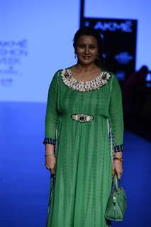 Poonam Dhillon at Lakme Fashion Week Day 3