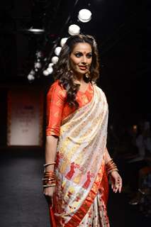 Day 5 - The Dusky Beauty Bipasha Basu walks the ramp at Lakme Fashion Show 2016