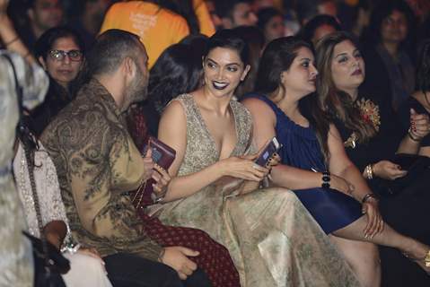 The 'HOT' Deepika Padukone at Grand Finale of Lakme Fashion Show 2016