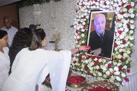 Prayer meet of Krushna Abhishek's father!