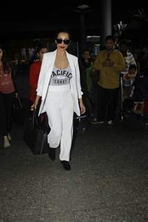 Airport Scenes: Malaika Arora Khan!