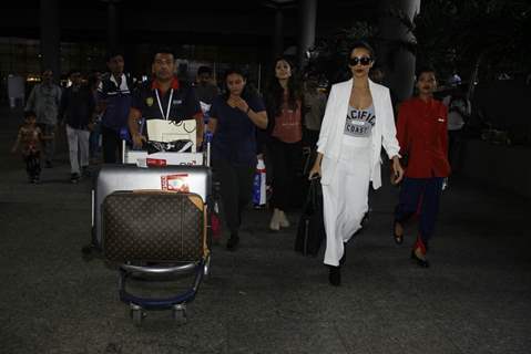 Airport Scenes: Malaika Arora Khan!