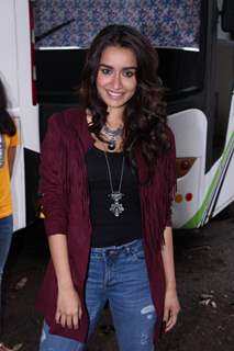 Shraddha Kapoor Snapped on the sets of Rock On 2!