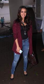 Shraddha Kapoor Snapped on the sets of Rock On 2!