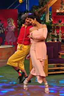 Shilpa Shetty and Sunil Grover dances at Promotion of 'Super Dancer' on set of The Kapil Sharma Show