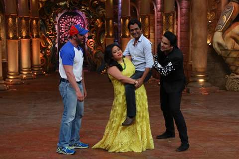 Celebs at Promotion of 'Freaky Ali' at Comedy Nights Bachao