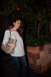 Kareena Kapoor snapped post dinner