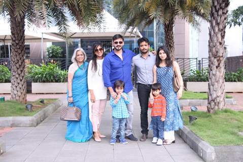 Vivek Oberoi's Family Lunch on his Birthday