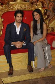 Katrina Kaif and Sidharth Malhotra at Promotion of 'Baar Baar Dekho' on Comedy Nights Bachao