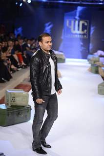 Virender Sehwag at Launch of new Clothing line 'YouWeCan'