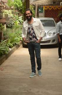 Riteish Deshmukh snapped outside Sunny Super Sound