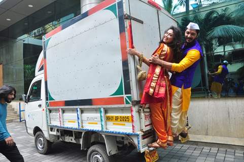 Manjari Fadnis and Shreyas Talpade at Trailer launch of Film 'Wah Taj'