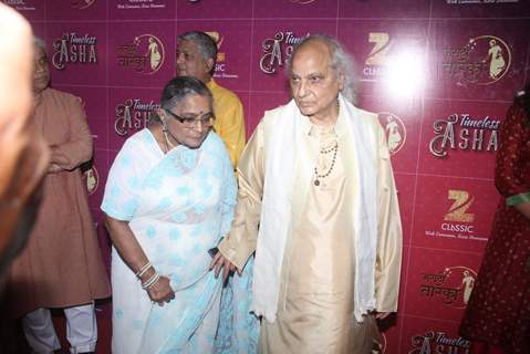 Pandit Jasraj at Birthday Bash of Asha Bhosle