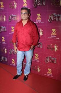 Abhijeet Bhattacharya at Birthday Bash of Asha Bhosle