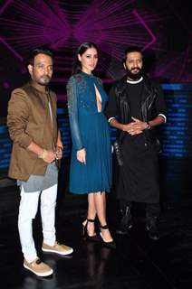 Nargis Fakhri, Riteish Deshmukh and Dharmesh Yelande at Promotion of 'Banjo' on sets of Dance Plus 2