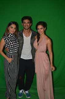 Kiara Advani, Disha Patani and Sushant Singh Rajput at Promotion of 'M.S. Dhoni: The Untold Story'