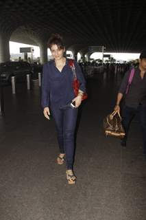 Raveena Tandon Snapped at Airport!