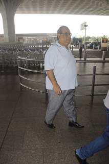 Satish Kaushik Snapped at Airport!