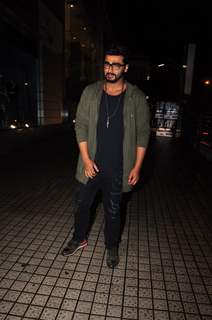 Arjun Kapoor takes sister and friends for a film at PVR