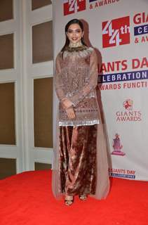 Deepika Padukone at Giants International Awards 2016