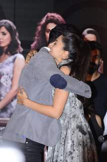 Angad Bedi hugs Taapsee Pannu at Success meet of 'Pink'