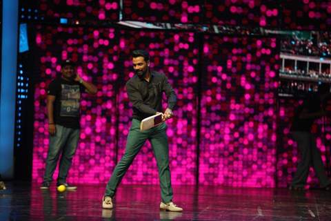 Remo Dsouza at Promotion of 'M.S. Dhoni: The Untold Story' on sets of Dance Plus 2