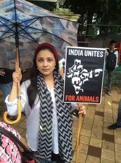 Sharbani Mukherjee come out to support India Unites for Animals