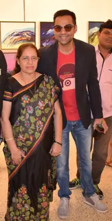 Abhay Deol at Manjual Chaturvedi's Art Exhibition