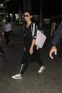 Alia Bhatt snapped at airport!