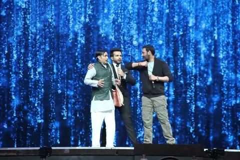 Ajay Devgn with Rithvik Dhanjani at Super Dancer